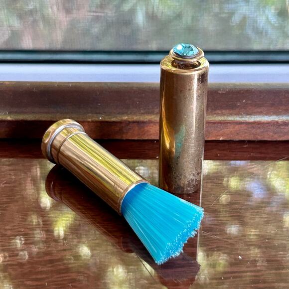 Vintage Brass Lipstick-Style Retractable Lens Cleaning Brush, 2.5” - Picture 9 of 9